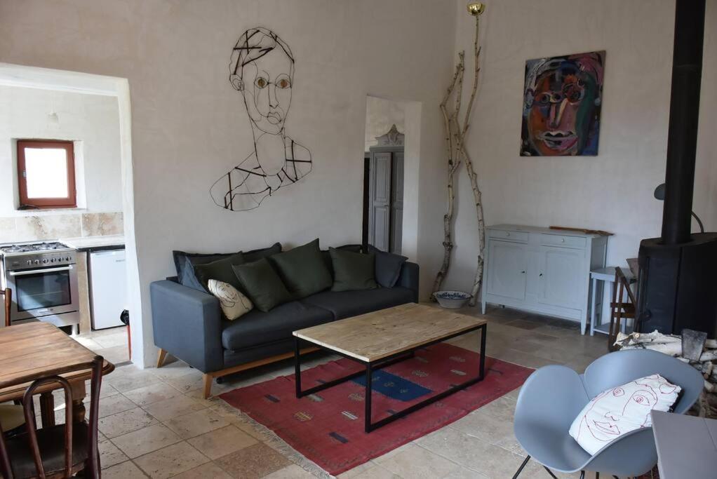La Petite Maison Des Artistes Séguret Exterior foto