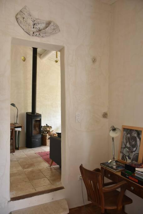 La Petite Maison Des Artistes Séguret Exterior foto